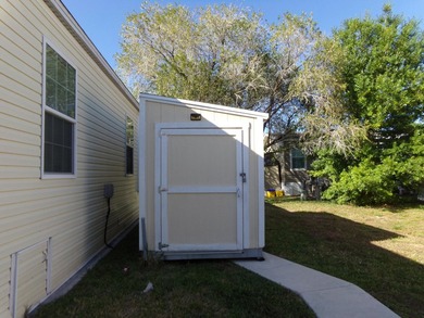 Motivated seller! 2018 Beauty-move-in ready and worry free! This - photo 35