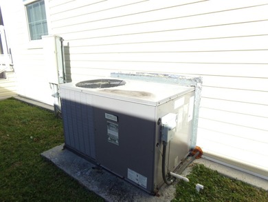 Motivated seller! 2018 Beauty-move-in ready and worry free! This - photo 38