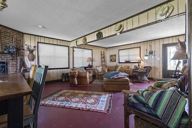 Lakefront 4BR Home with Private Dock, Game Room & Stunning - photo 5