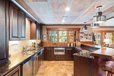 Stunning modern Land's End constructed lodge on the east shore - photo 49