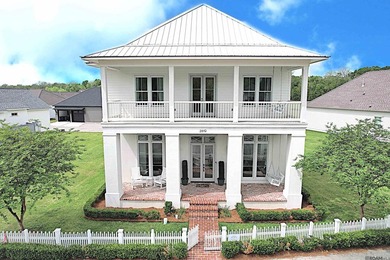 Stunning with a true stately presence, this beautifully designed - photo 1