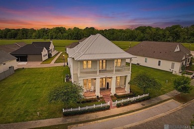 Stunning with a true stately presence, this beautifully designed - photo 2