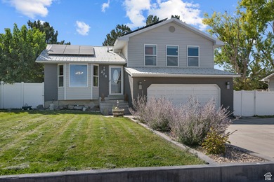 Great Salt Lake Home For Sale in Grantsville Utah