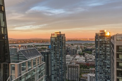 Dominant Montreal du haut de l'avenue, ce penthouse - photo 3