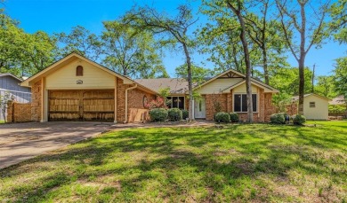 Lake Home For Sale in Enchanted Oaks, Texas