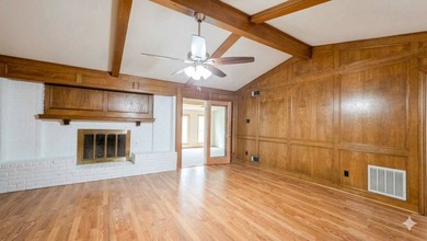 Charming Richardson Home with tons of potential in this spacious - photo 8