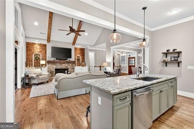 SELLER REVIEWING ALL OFFERS | MODERN 2015 BUILD | EXCEPTIONAL - photo 10
