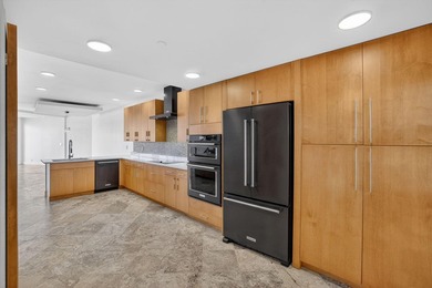 Exquisite 4th-floor, 2-story condo offering 2,145 sq. ft. of - photo 16