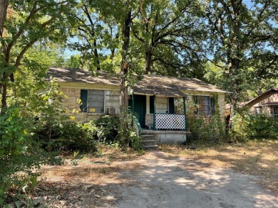 Lake Home Off Market in Gun Barrel City, Texas