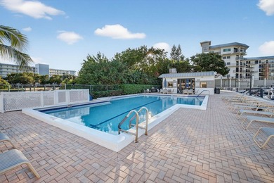 Exquisite 4th-floor, 2-story condo offering 2,145 sq. ft. of - photo 54