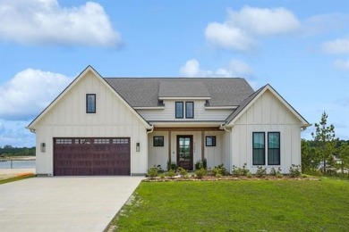 Lake Home For Sale in Franklinton, Louisiana