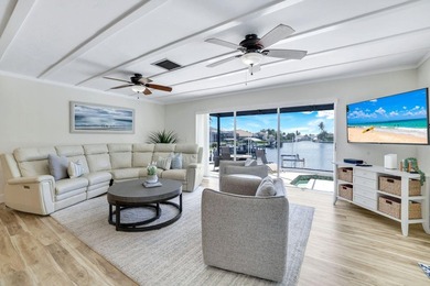 Experience breathtaking long water views and mesmerizing - photo 12