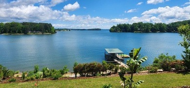A rare lakefront estate on the emerald waters of Lake Keowee - photo 15