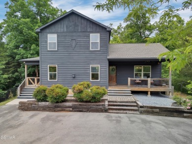 Lake Home For Sale in Dandridge, Tennessee