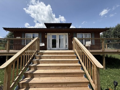 SPRING RIVER FRONT HOME - Rustic 3 bedroom, 2 bath home on - photo 2