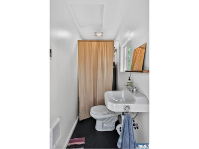 Creekside Property with Multiple Utilities & Improvements. Rare - photo 33