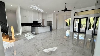 Experience elevated contemporary living in this exceptional - photo 4