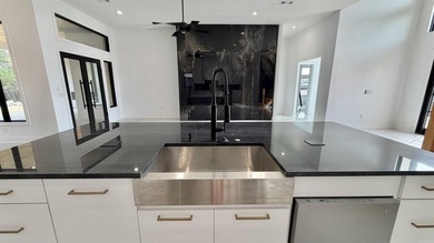 Experience elevated contemporary living in this exceptional - photo 8