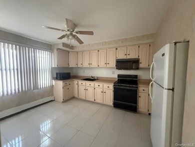 Two-Family Opportunity in East Rockaway Welcome to this spacious - photo 5