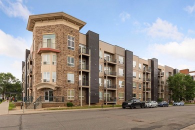 Welcome to University Flats in Prospect Park! Walk, bike, or - photo 1