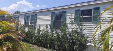 Lake Home For Sale in Tampa, Florida