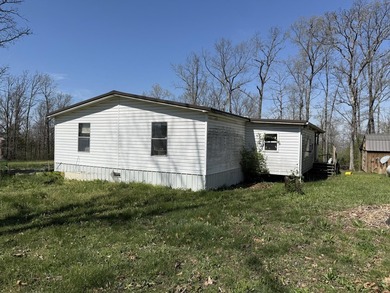 Excellent location and tons of potential for this manufactured - photo 25