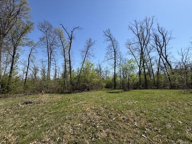 Excellent location and tons of potential for this manufactured - photo 31