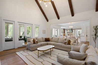 A Rare Estate Offering Luxury Living, Privacy & Timeless - photo 7