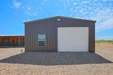 Experience the best of lake living in this expansive 2,430 Sqr - photo 10