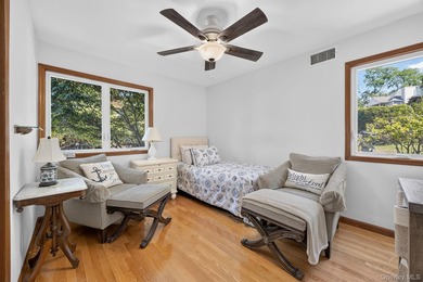 Panoramic views of the Long Island Sound, breathtaking sunsets - photo 11