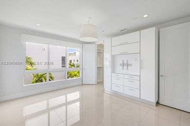 Exceptional practically new construction opportunity in the - photo 14