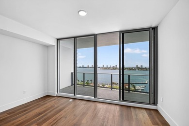 Indulge in the elegance of resort-style waterfront living in - photo 20