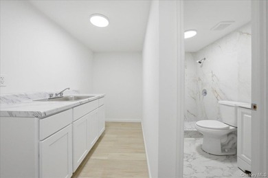Fully renovated Single Family located in the highly sought-after - photo 27
