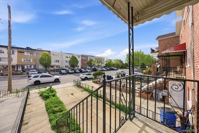 Fully renovated Single Family located in the highly sought-after - photo 33