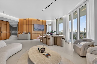 Step into a state-of-the-art, fully reimagined Bellini residence - photo 9