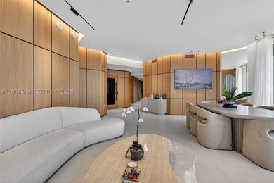 Step into a state-of-the-art, fully reimagined Bellini residence - photo 10
