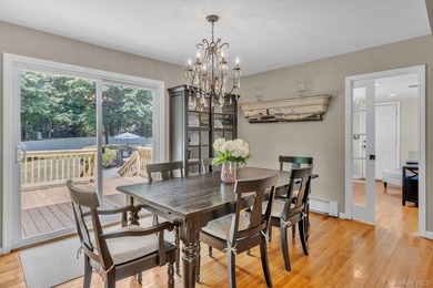 Beautifully updated 4-bedroom, 4-full-bath Expanded Split set on - photo 7