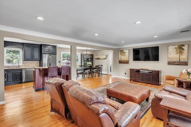 Beautifully updated 4-bedroom, 4-full-bath Expanded Split set on - photo 8
