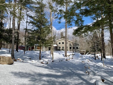 Welcome to Cathedral Rock, a one-of-a-kind lakefront retreat set - photo 5