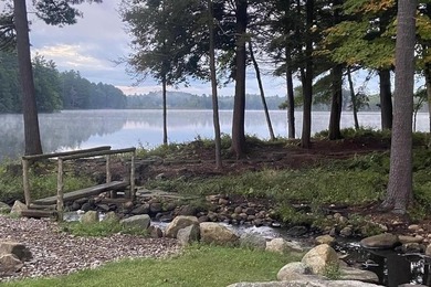 Welcome to Cathedral Rock, a one-of-a-kind lakefront retreat set - photo 6