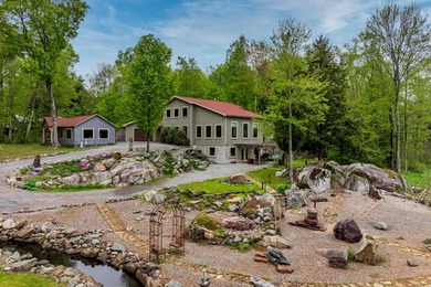 Welcome to Cathedral Rock, a one-of-a-kind lakefront retreat set - photo 8