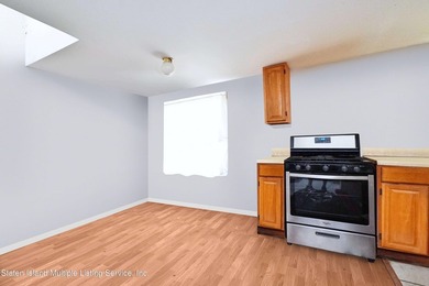 Welcome to 48 White Plains Ave - Check out this great, spacious - photo 4