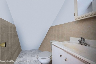Welcome to 48 White Plains Ave - Check out this great, spacious - photo 10