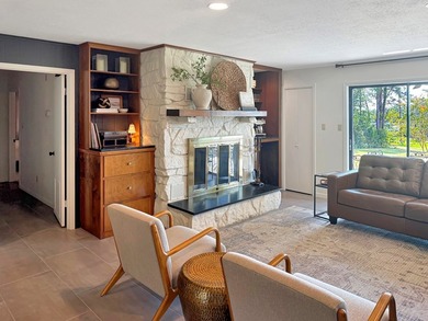 Welcome to your dream home on the golf course at Lake Sam - photo 5