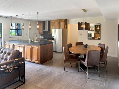 Welcome to your dream home on the golf course at Lake Sam - photo 9
