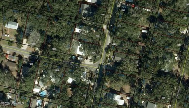 Just under a mile from the beach, 207 Broadway St offers easy - photo 40