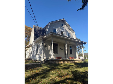 (private lake, pond, creek) Home For Sale in Lawrenceburg Indiana