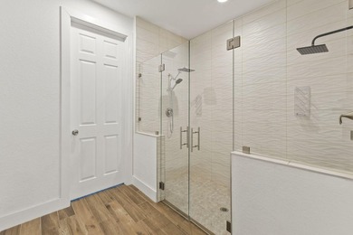 Welcome to this beautifully maintained 3-bedroom, 2-bathroom - photo 15