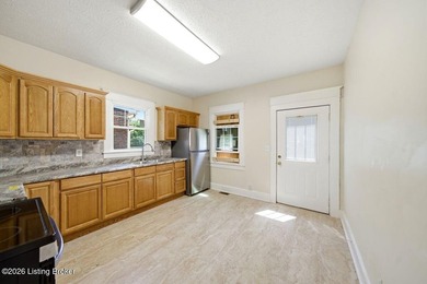 Welcome to an updated gem in the heart of Shawnee. This - photo 22