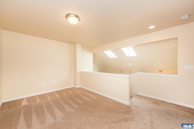 A beautifully updated and lovingly cared for townhouse, this - photo 23